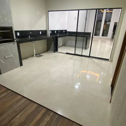 Imagem Casa com 3 Quartos à Venda,  em São Francisco - Senador Canedo