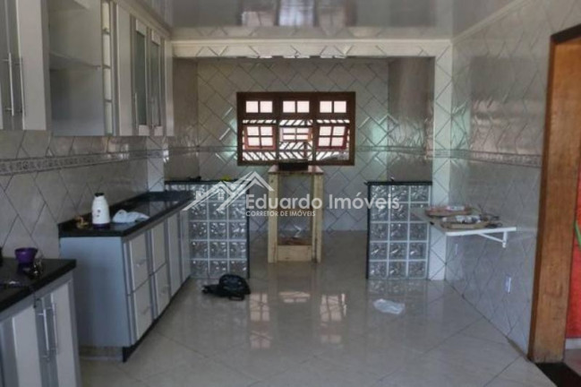 Imagem Casa com 5 Quartos à Venda, 1 m² em Taboão - Diadema