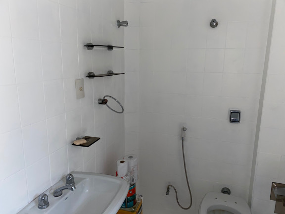Imagem Apartamento com 2 Quartos à Venda, 60 m² em Gonzaga - Santos