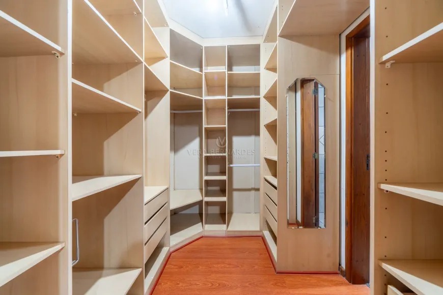 Imagem Casa com 3 Quartos à Venda, 151 m² em Jardim Isabel - Porto Alegre