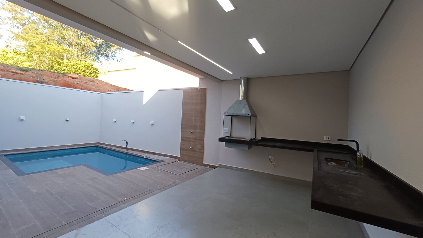 Imagem Casa de Condomínio com 3 Quartos à Venda, 194 m² em Tropicália Garden - Boituva