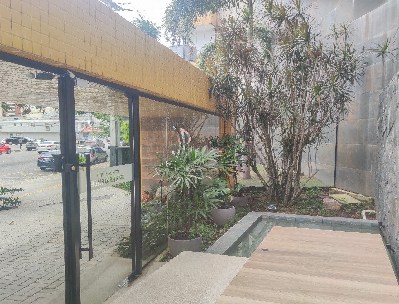 Imagem Apartamento com 2 Quartos para Alugar, 71 m²em Umarizal - Belém Imagem Apartamento com 2 Quartos para Alugar, 71 m²em Umarizal - Belém