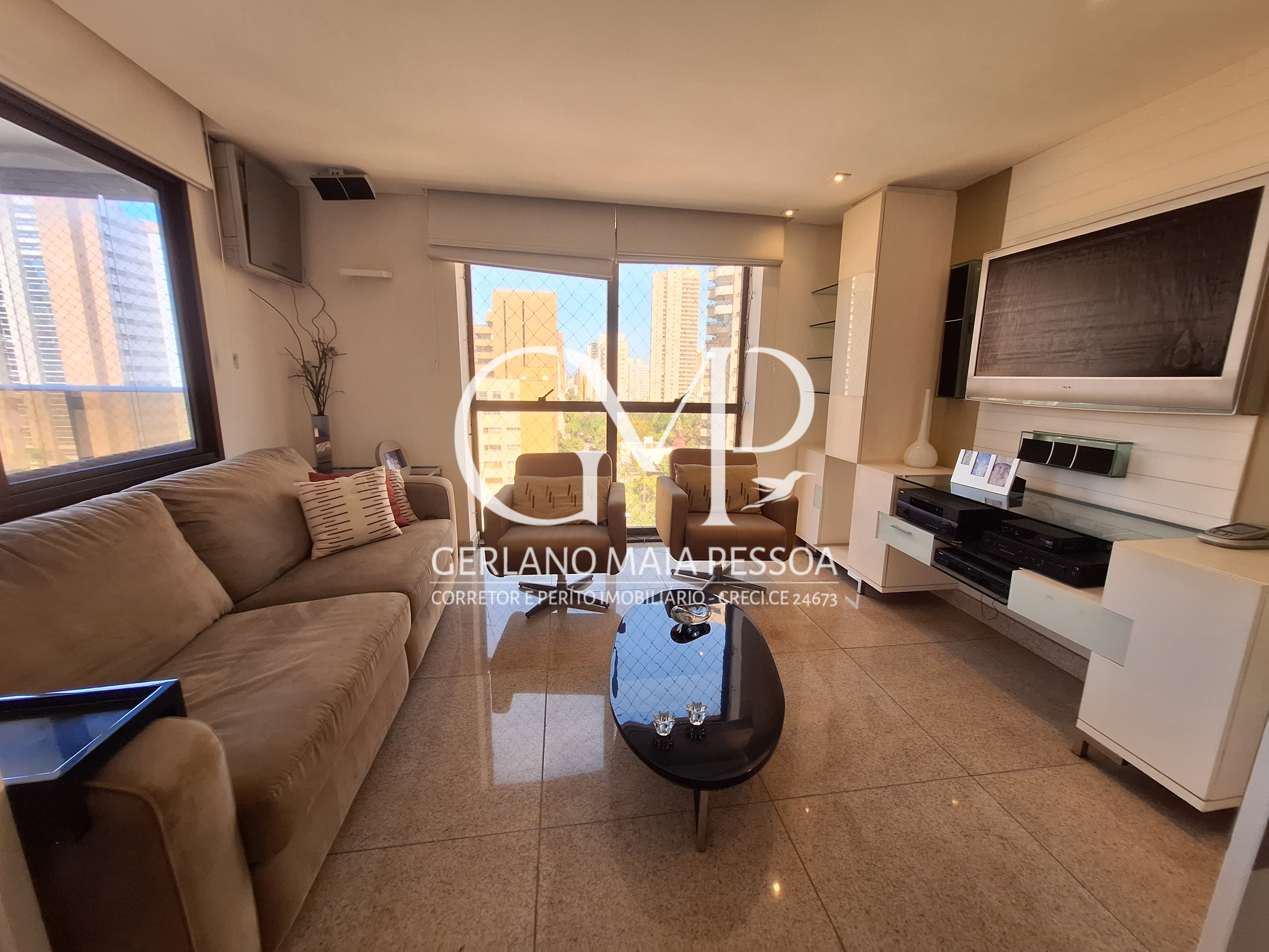 Imagem Apartamento com 4 Quartos à Venda, 300 m²em Meireles - Fortaleza