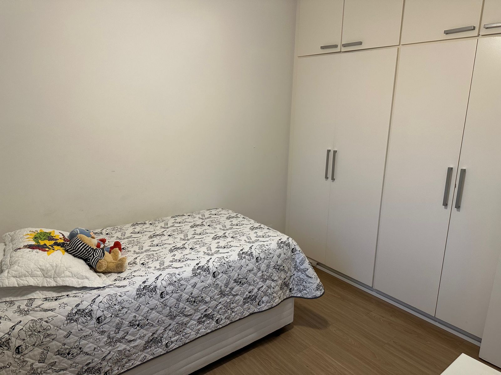 Imagem Apartamento com 3 Quartos à Venda, 115 m²em Cambuí - Campinas