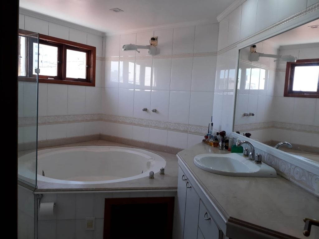 Imagem Sobrado com 4 Quartos à Venda, 286 m²em Vila Deodoro - São Paulo