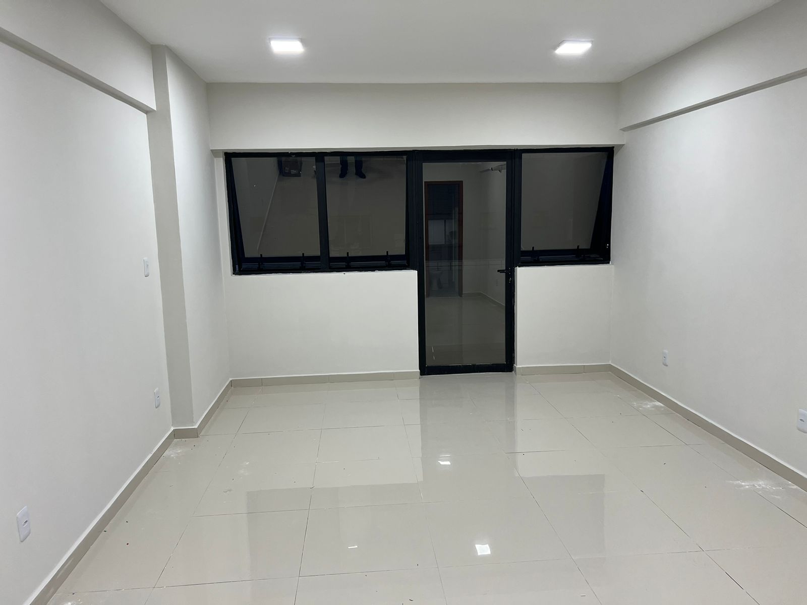 Sala Comercial para Alugar, 33 m²em Marco - Belém