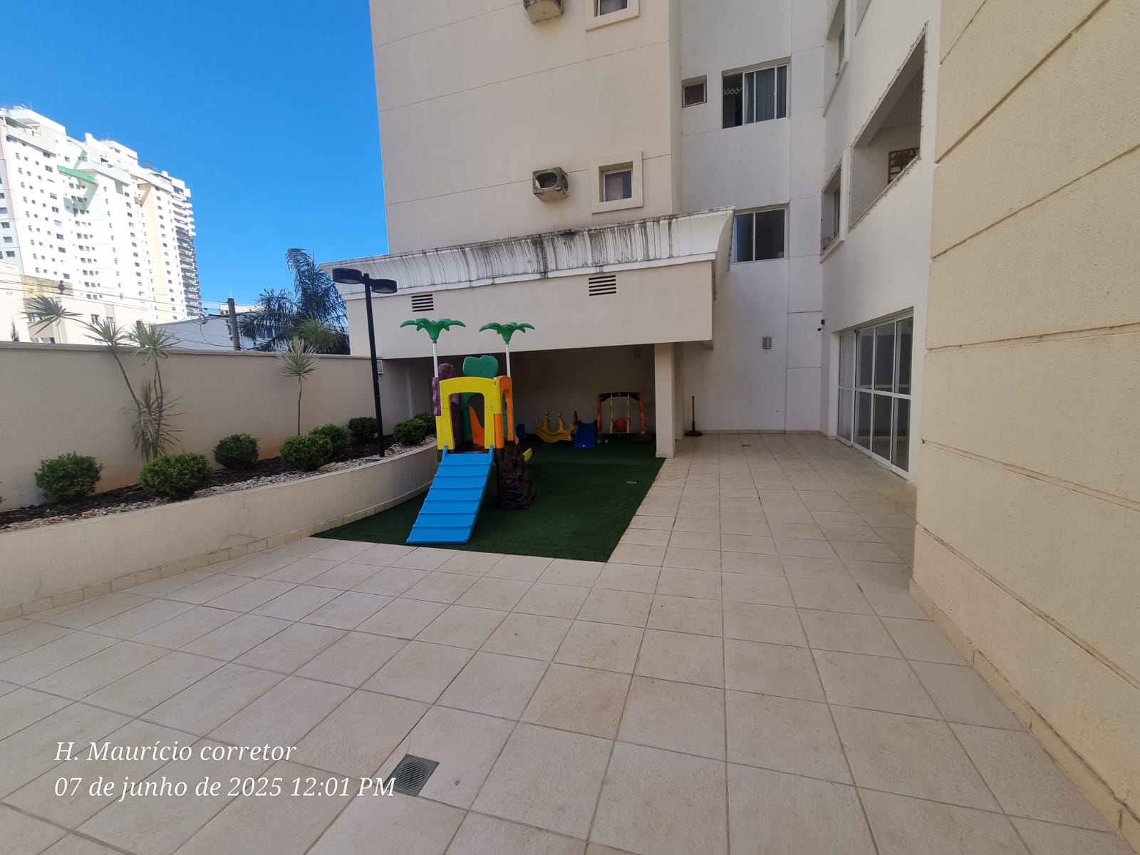 Imagem Apartamento com 2 Quartos à Venda, 72 m² em Jardim Goiás - Goiânia Imagem Apartamento com 2 Quartos à Venda, 72 m² em Jardim Goiás - Goiânia