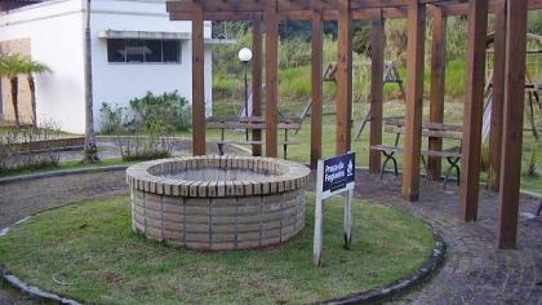 Imagem Terreno à Venda, 672 m²em Roçado - São José