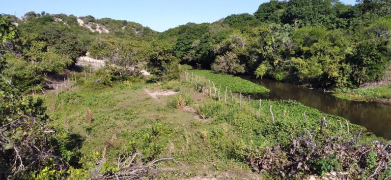 Imagem Terreno à Venda, 5.658 m²em Pajuçara - Natal