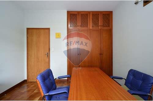 Imagem Sobrado com 3 Quartos à Venda, 351 m²em Jardim Esplanada II - São José dos Campos Imagem Sobrado com 3 Quartos à Venda, 351 m²em Jardim Esplanada II - São José dos Campos
