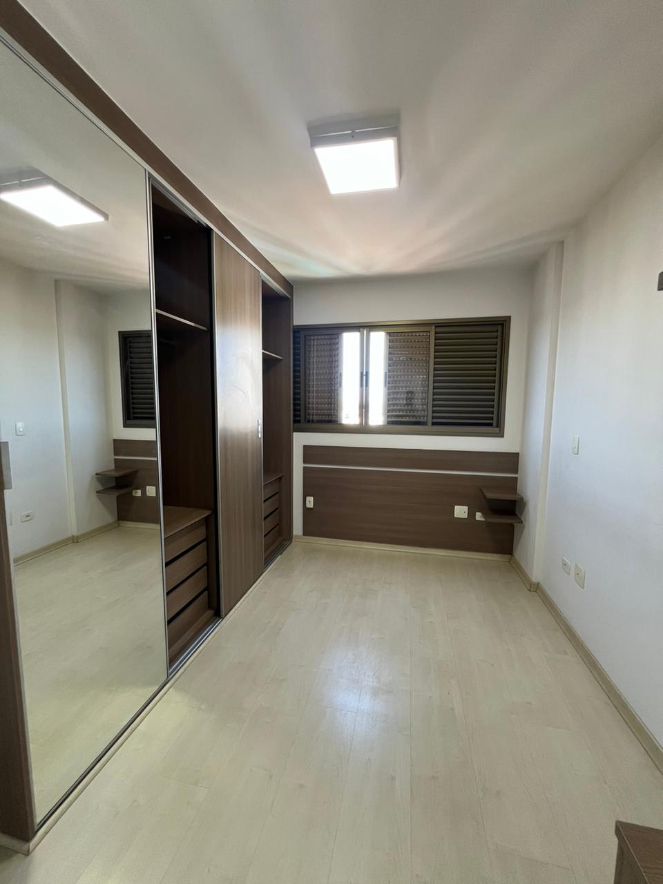 Imagem Apartamento com 3 Quartos para Alugar, 130 m²em Centro - Taubaté Imagem Apartamento com 3 Quartos para Alugar, 130 m²em Centro - Taubaté