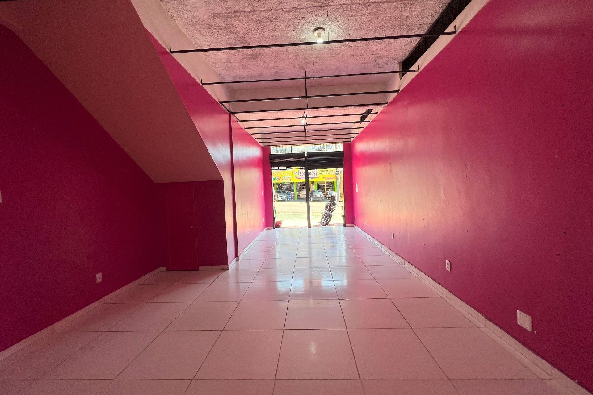 Imagem Ponto Comercial para Alugar, 75 m²em Santa Luzia - Manaus Imagem Ponto Comercial para Alugar, 75 m²em Santa Luzia - Manaus