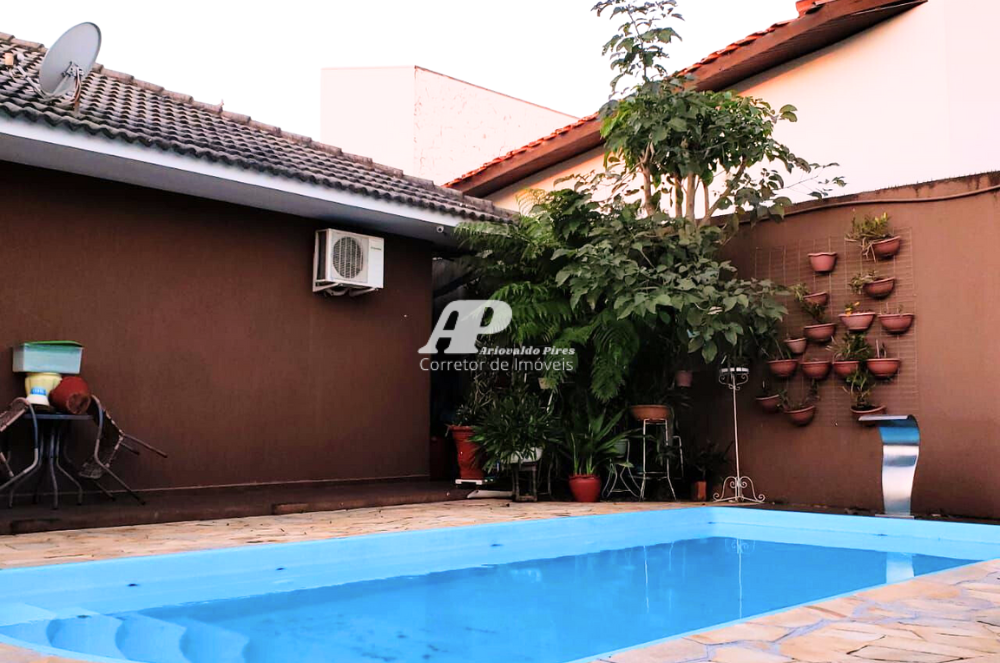 Imagem Casa com 5 Quartos à Venda, 277 m²em Estrela - Ponta Grossa Imagem Casa com 5 Quartos à Venda, 277 m²em Estrela - Ponta Grossa