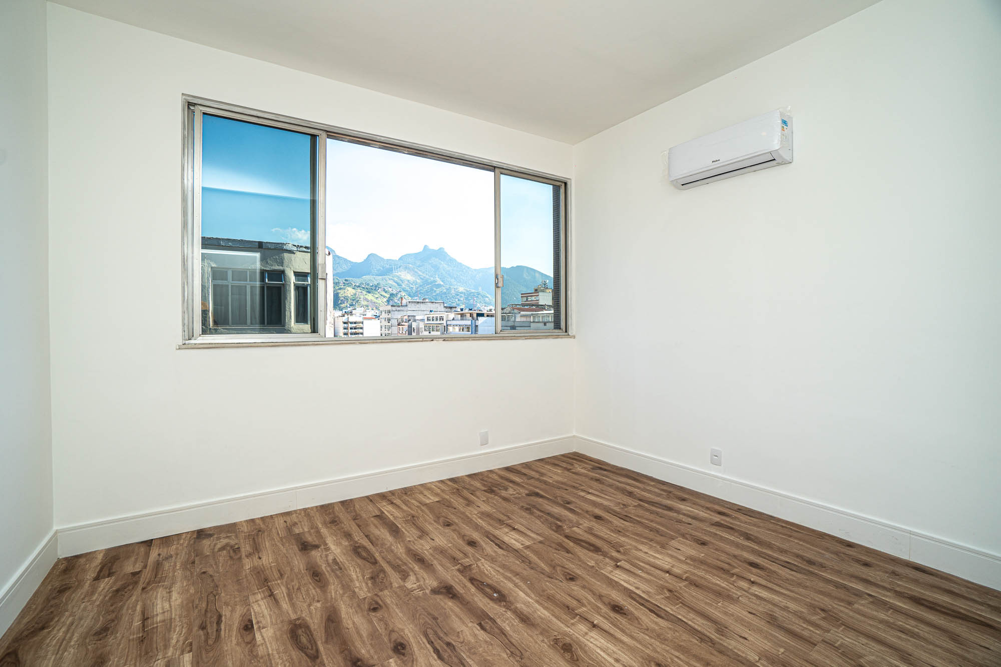 Imagem Apartamento com 4 Quartos à Venda, 130 m²em Tijuca - Rio de Janeiro