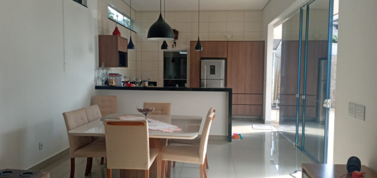 Imagem Casa de Condomínio com 3 Quartos à Venda, 200 m² em Residencial Vale Florido - Piratininga Imagem Casa de Condomínio com 3 Quartos à Venda, 200 m² em Residencial Vale Florido - Piratininga