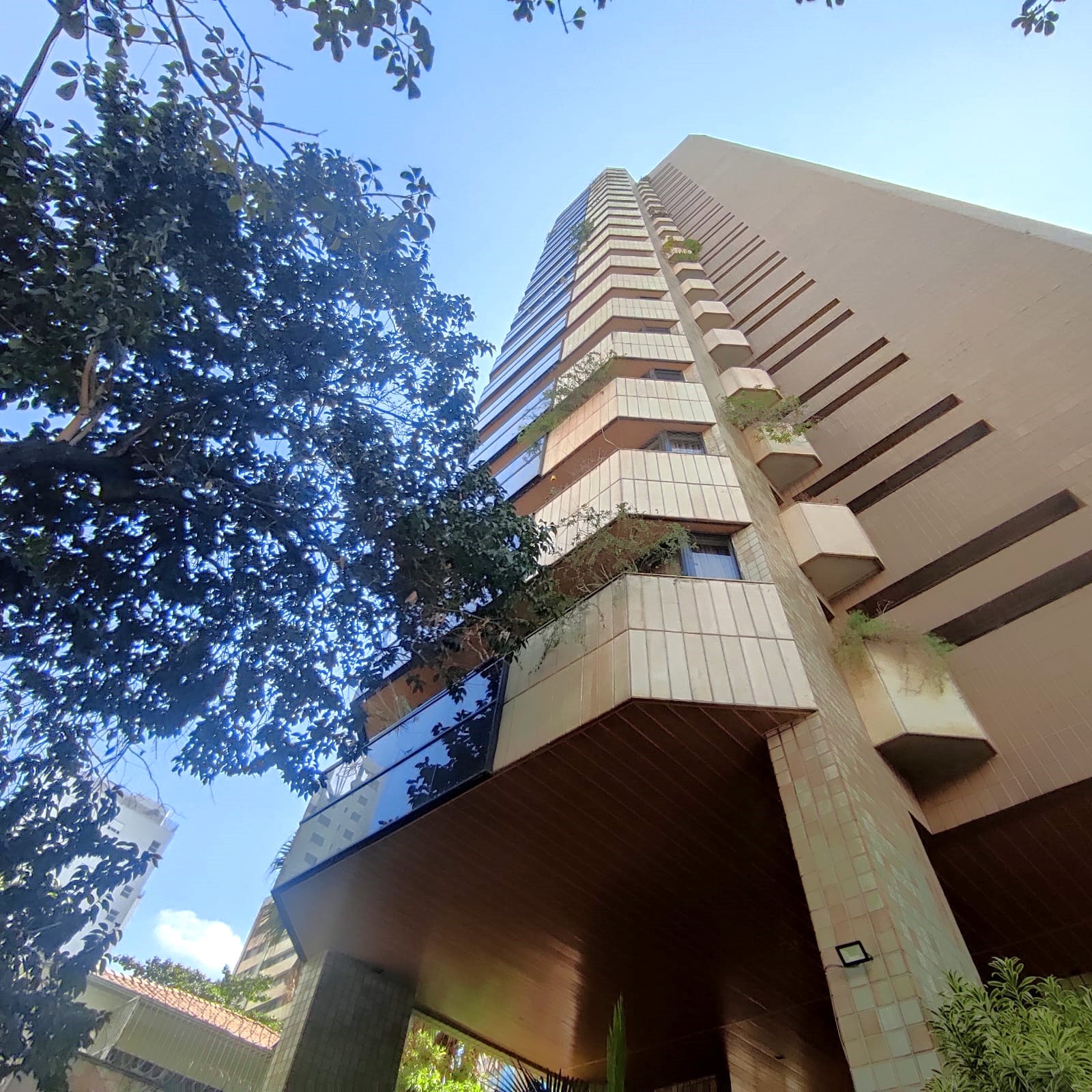 Apartamento com 4 Quartos à Venda, 316 m²em Lourdes - Belo Horizonte