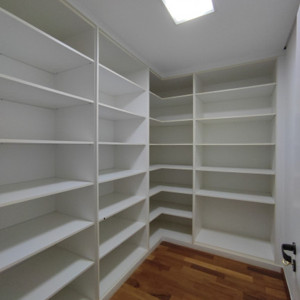 Imagem Casa de Condomínio com 5 Quartos à Venda, 400 m²em Medeiros - Jundiaí