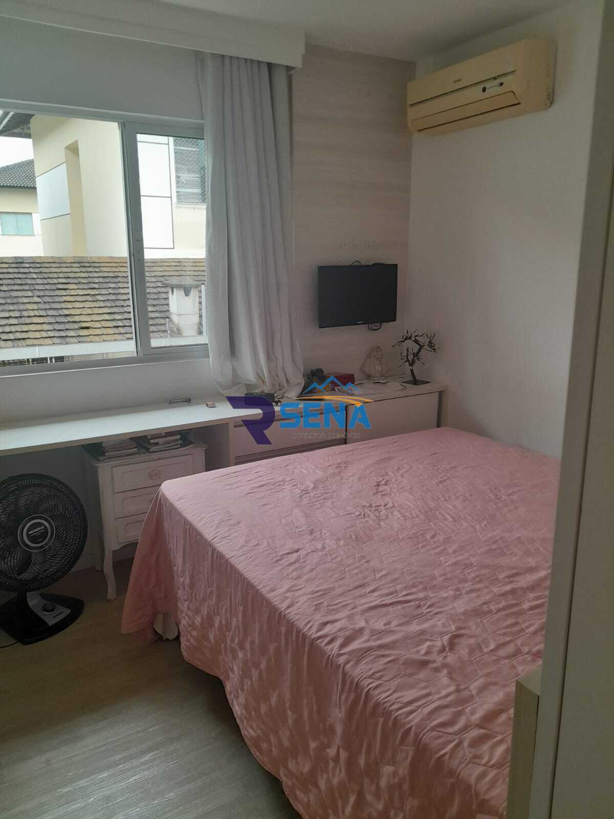 Imagem Casa de Condomínio com 4 Quartos à Venda, 124 m²em Stella Maris - Salvador