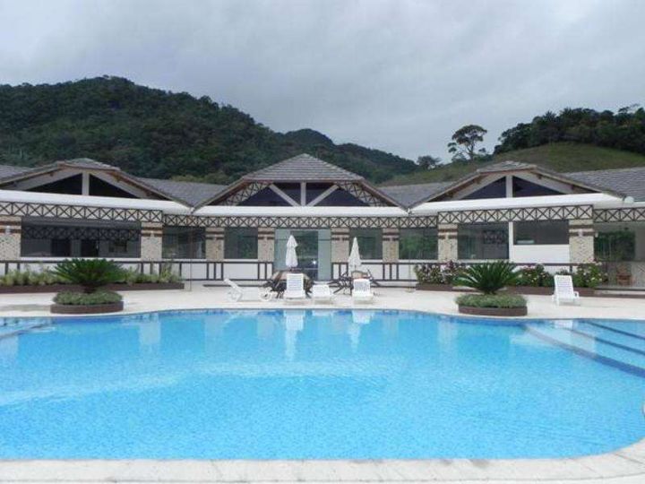 Imagem Casa com 3 Quartos à Venda, 350 m² em Várzea - Teresópolis