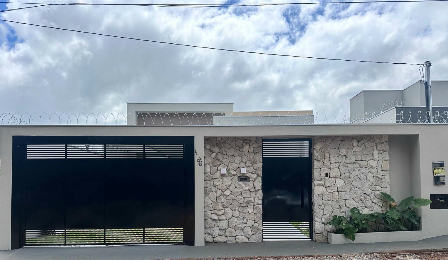 Imagem Casa com 3 Quartos à Venda, 125 m² em Morada dos Deuses - Campo Grande