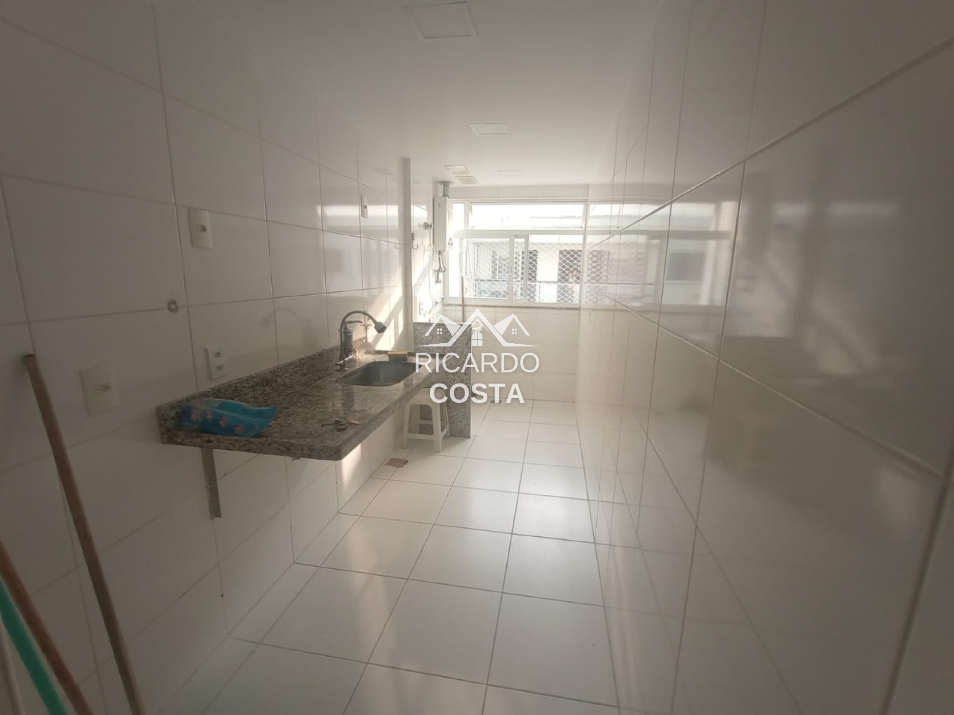 Imagem Apartamento com 3 Quartos para Alugar, 77 m² em Anil - Rio de Janeiro Imagem Apartamento com 3 Quartos para Alugar, 77 m² em Anil - Rio de Janeiro