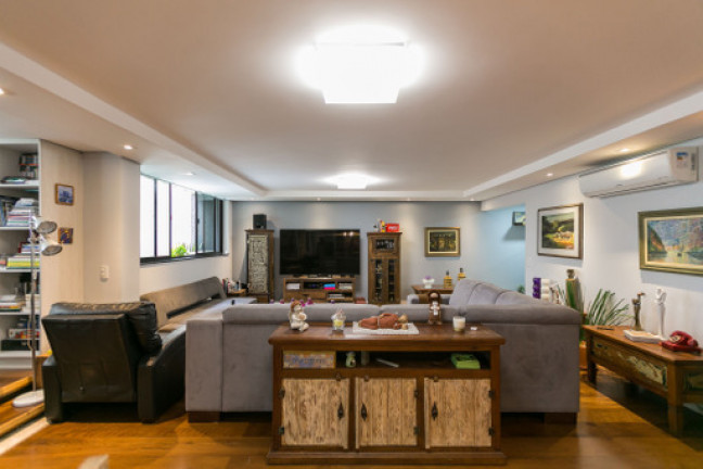 Imagem Apartamento com 4 Quartos à Venda ou Locação, 239 m²em Batel - Curitiba Imagem Apartamento com 4 Quartos à Venda ou Locação, 239 m²em Batel - Curitiba