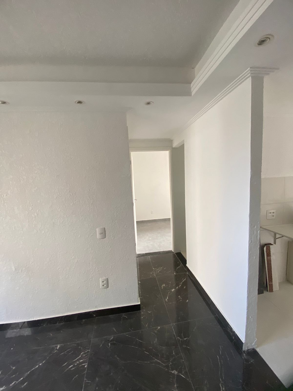 Imagem Apartamento com 2 Quartos à Venda, 45 m² em Bangu - Rio de Janeiro