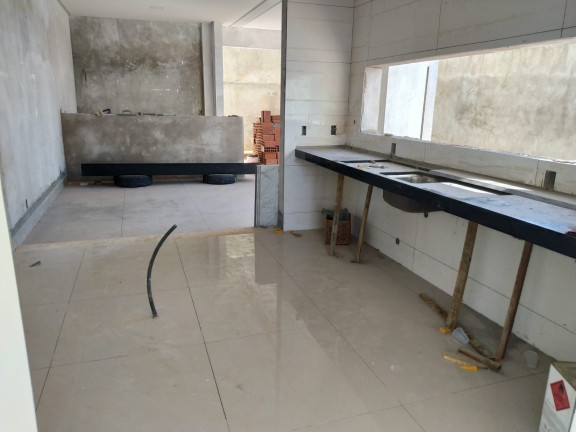 Imagem Sobrado com 5 Quartos à Venda, 273 m² em Residencial Goiânia Golfe Clube - Goiânia Imagem Sobrado com 5 Quartos à Venda, 273 m² em Residencial Goiânia Golfe Clube - Goiânia