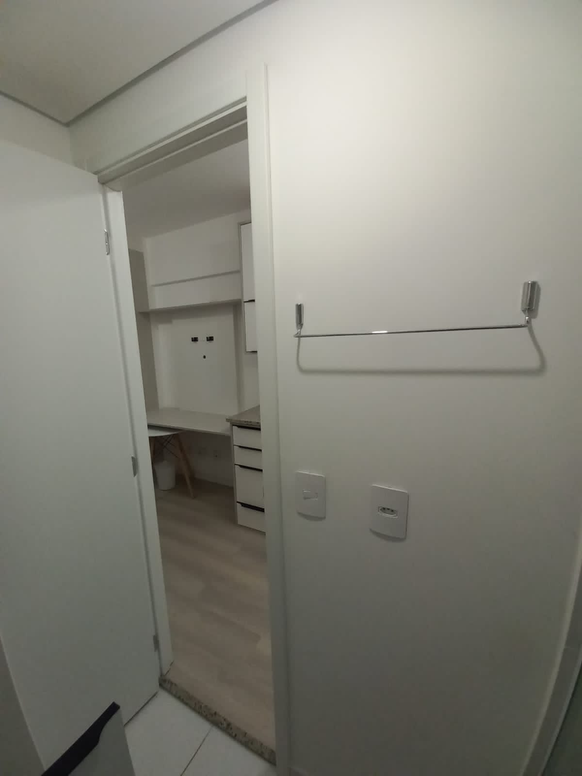 Imagem Apartamento com 1 Quarto para Alugar, 16 m² em Santa Efigênia - São Paulo