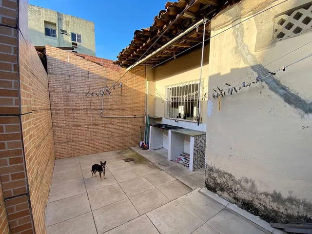 Imagem Casa com 3 Quartos à Venda, 110 m²em Jaraguá - Maceió