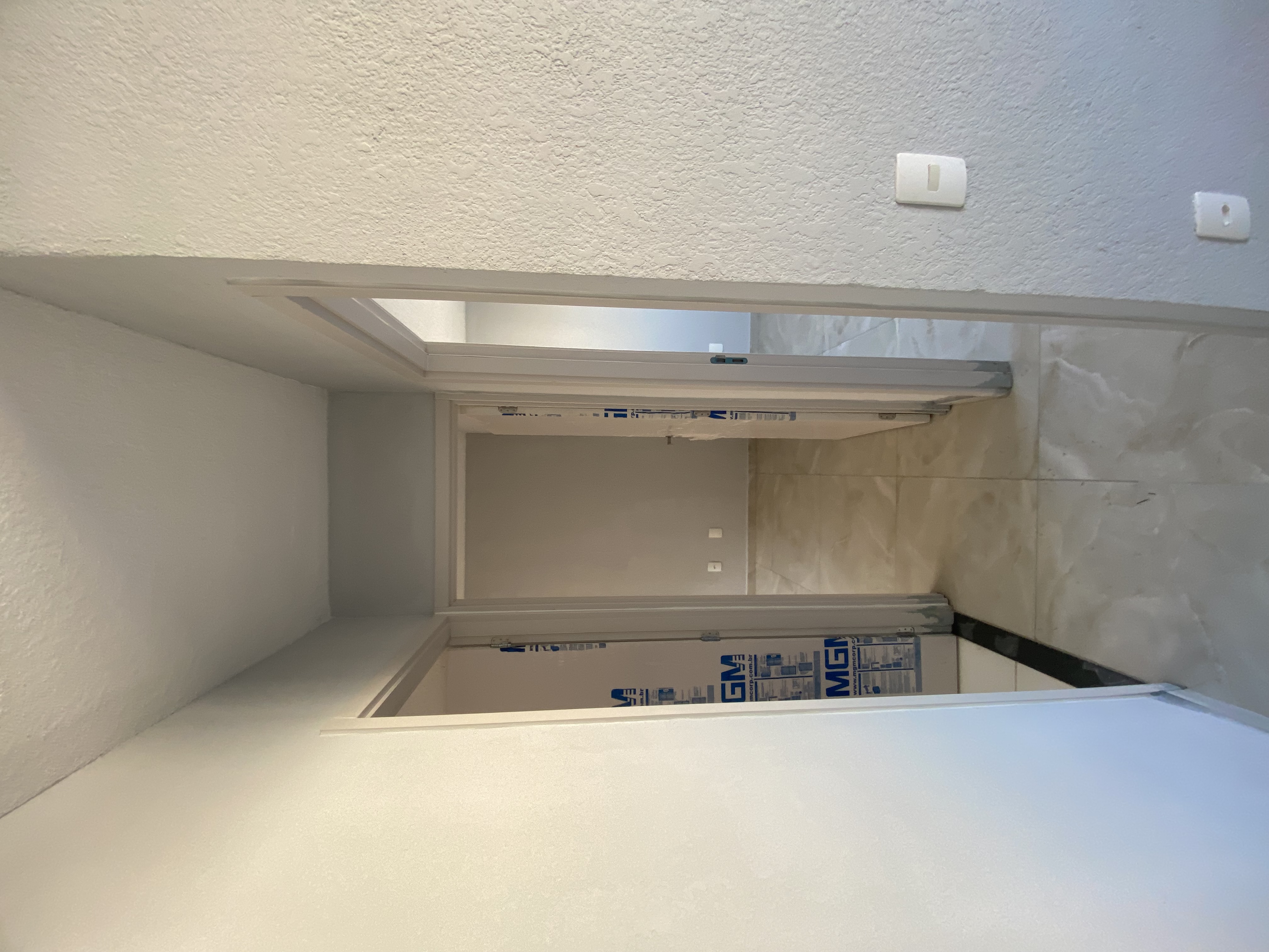 Imagem Apartamento com 2 Quartos à Venda, 40 m² em Santíssimo - Rio de Janeiro Imagem Apartamento com 2 Quartos à Venda, 40 m² em Santíssimo - Rio de Janeiro