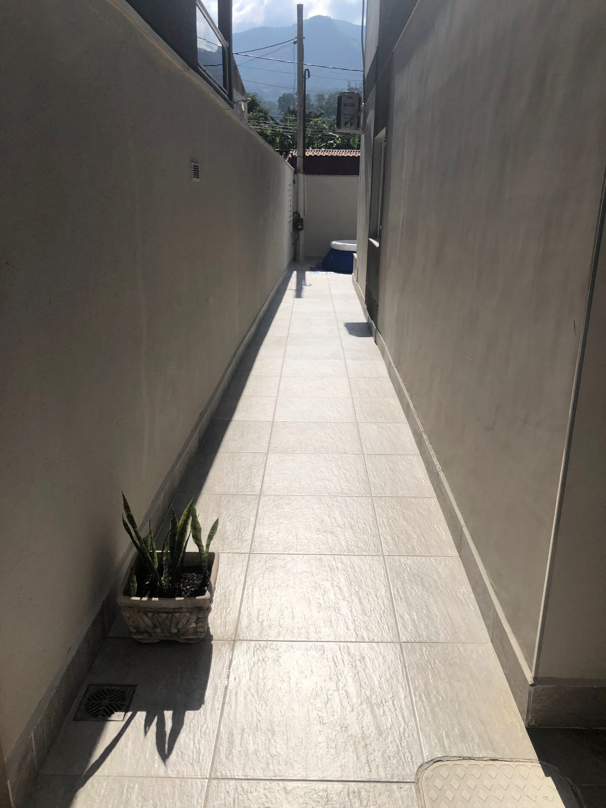 Imagem Sobrado com 3 Quartos à Venda, 180 m²em Campo Grande - Rio de Janeiro