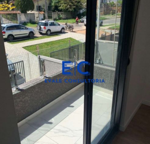 Imagem Sobrado com 3 Quartos à Venda, 123 m²em Uberaba - Curitiba Imagem Sobrado com 3 Quartos à Venda, 123 m²em Uberaba - Curitiba