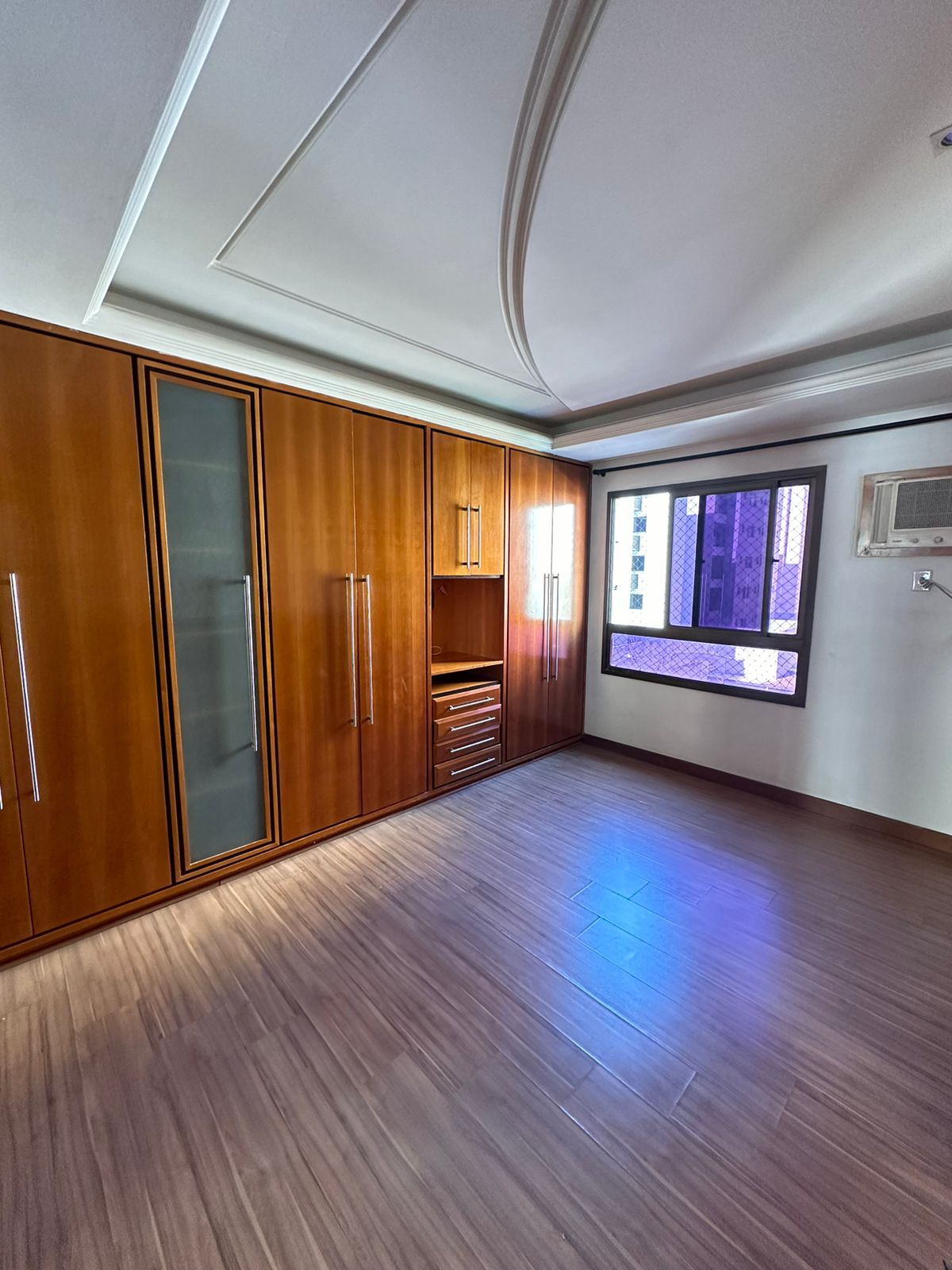Imagem Apartamento com 4 Quartos à Venda, 184 m²em Praia da Costa - Vila Velha Imagem Apartamento com 4 Quartos à Venda, 184 m²em Praia da Costa - Vila Velha