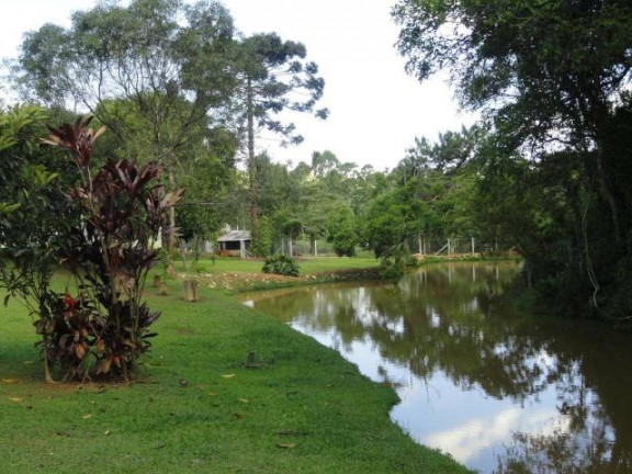 Imagem Chácara com 8 Quartos à Venda, 346 m² em Pouso Alegre - Mairinque