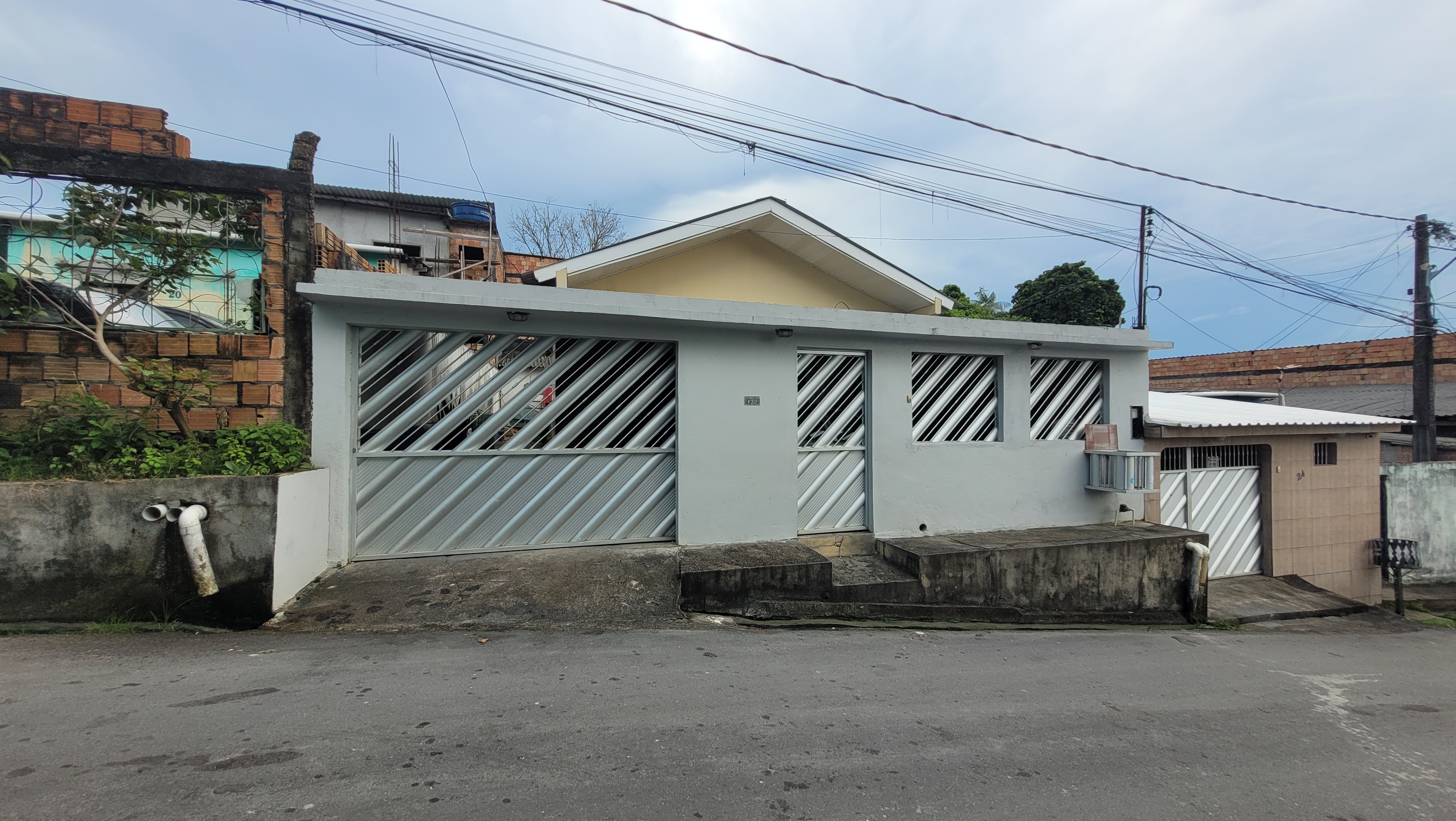Imagem Casa com 3 Quartos à Venda, 77 m²em Gilberto Mestrinho - Manaus Imagem Casa com 3 Quartos à Venda, 77 m²em Gilberto Mestrinho - Manaus