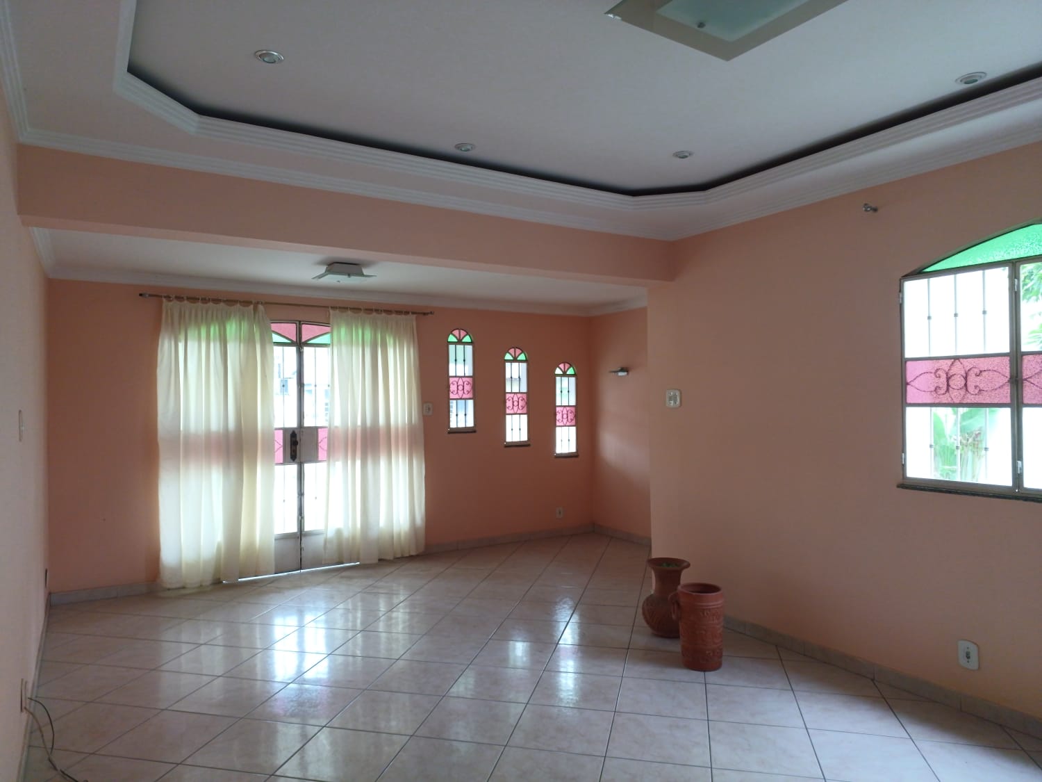 Imagem Casa com 5 Quartos à Venda, 360 m²em Venda das Pedras - Itaboraí Imagem Casa com 5 Quartos à Venda, 360 m²em Venda das Pedras - Itaboraí