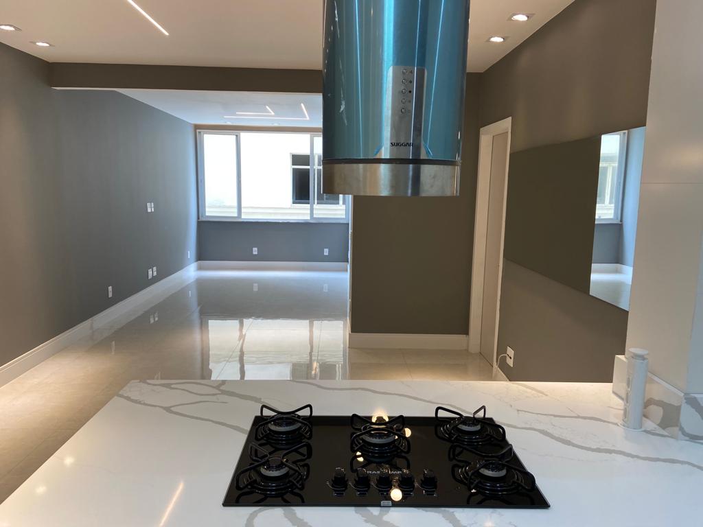 Imagem Casa com 3 Quartos à Venda, 112 m²em Copacabana - Rio de Janeiro Imagem Casa com 3 Quartos à Venda, 112 m²em Copacabana - Rio de Janeiro