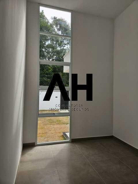 Imagem Casa com 3 Quartos à Venda, 115 m²em Engenho do Mato - Niterói Imagem Casa com 3 Quartos à Venda, 115 m²em Engenho do Mato - Niterói