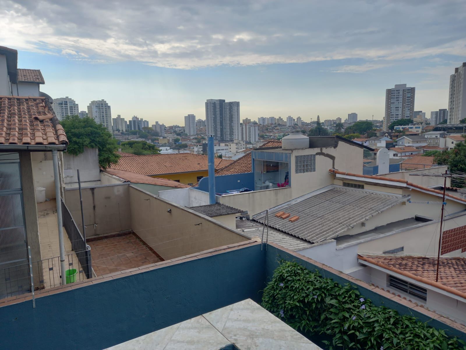 Imagem Sobrado com 3 Quartos à Venda, 250 m²em Jardim Los Angeles - São Paulo Imagem Sobrado com 3 Quartos à Venda, 250 m²em Jardim Los Angeles - São Paulo