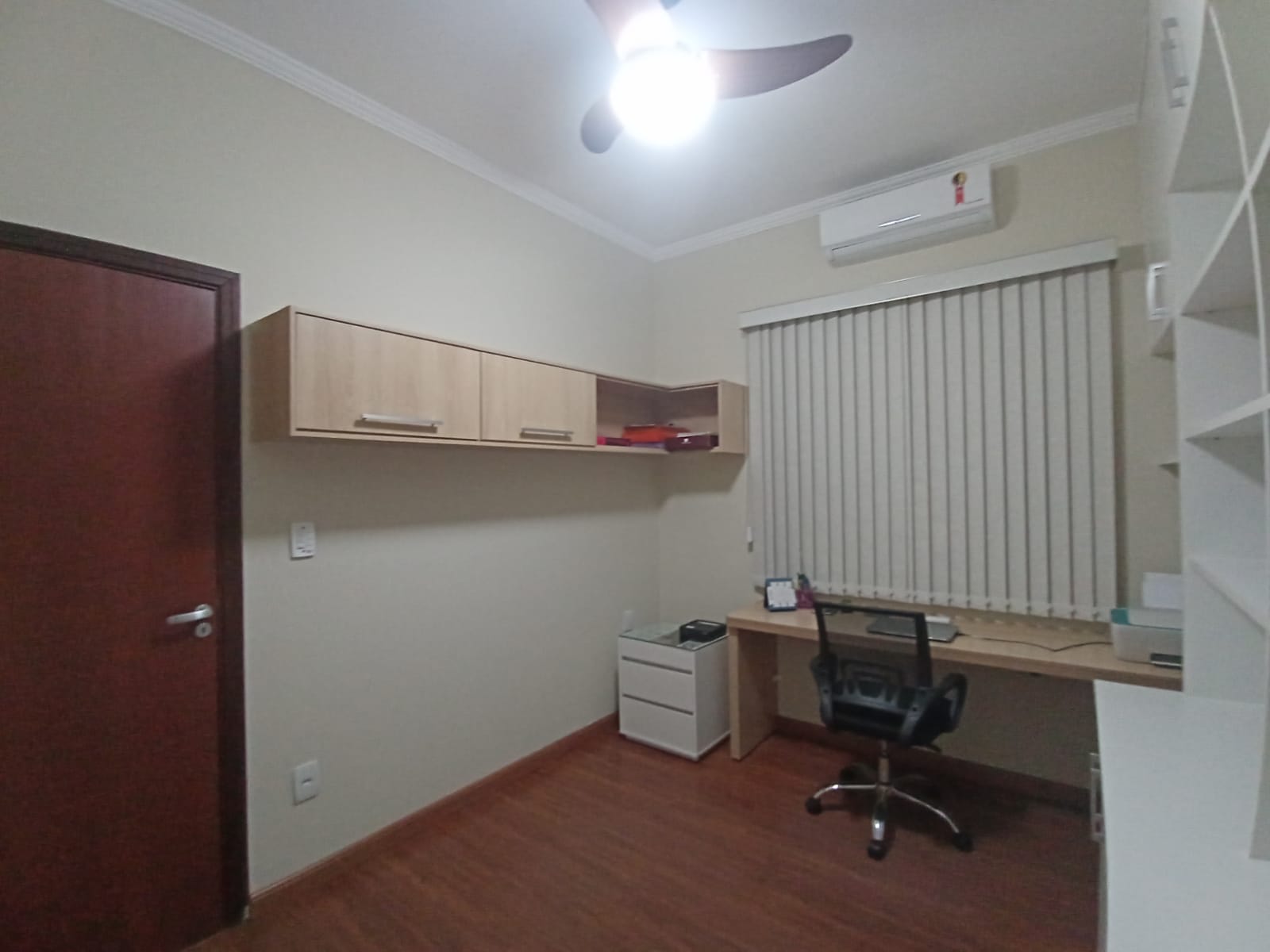 Imagem Casa com 3 Quartos para Alugar, 189 m²em Jardim América - Mogi Mirim
