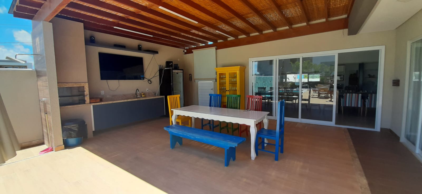 Imagem Casa de Condomínio com 4 Quartos à Venda, 398 m² em Vale do Landirana (Abrantes) - Camaçari Imagem Casa de Condomínio com 4 Quartos à Venda, 398 m² em Vale do Landirana (Abrantes) - Camaçari