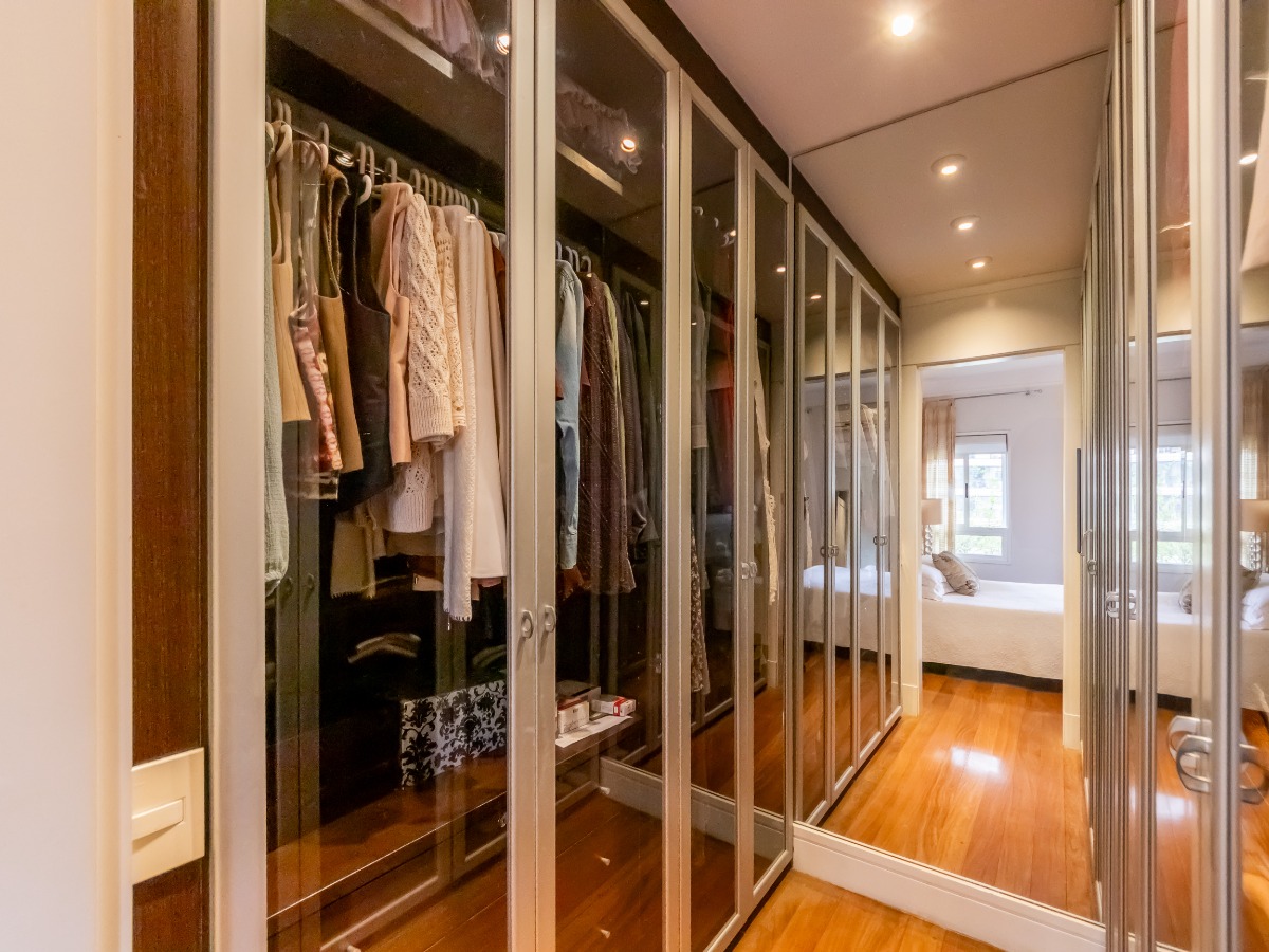 Imagem Apartamento com 3 Quartos à Venda, 243 m² em Vila Uberabinha - São Paulo
