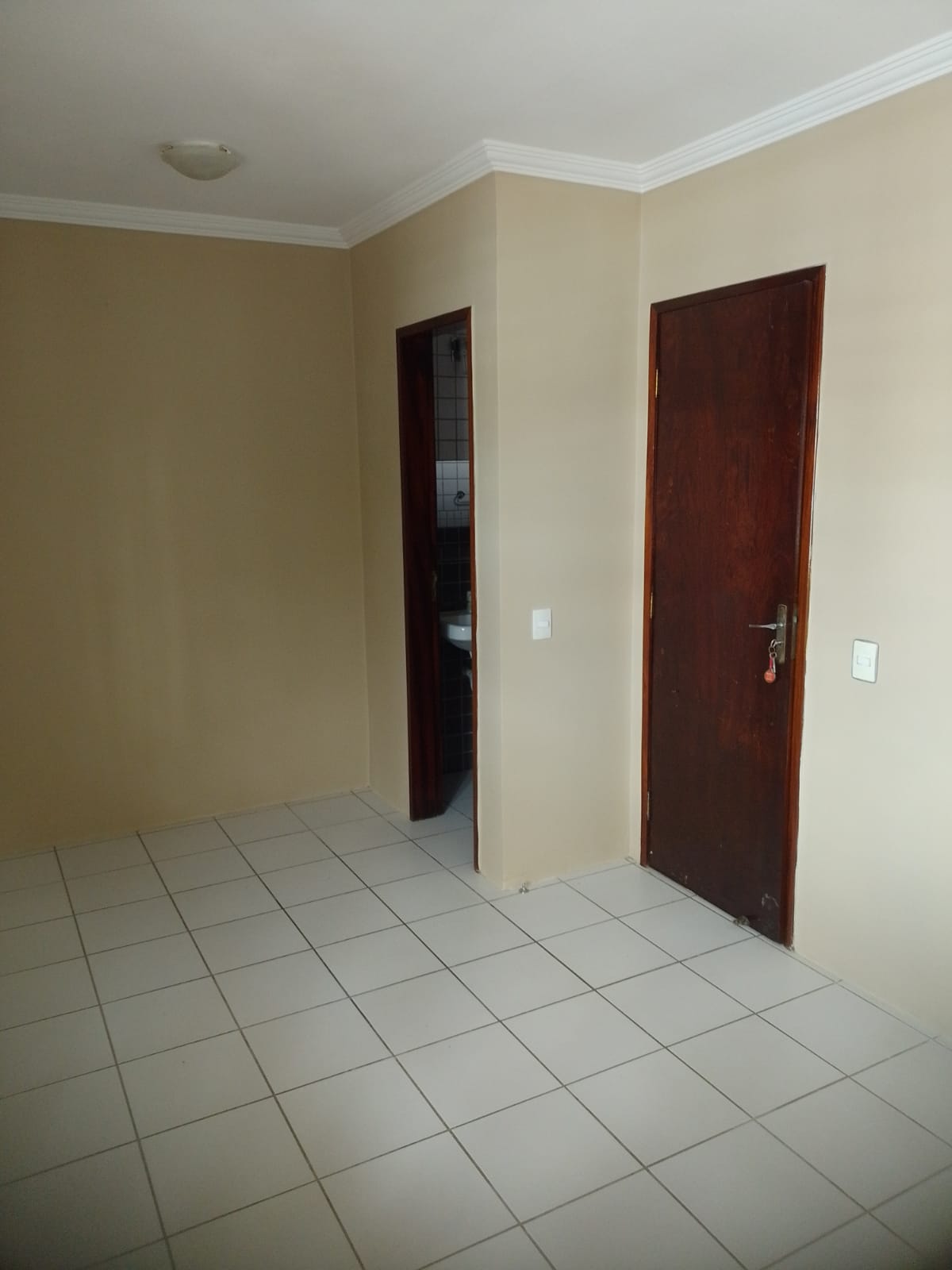 Imagem Casa com 3 Quartos à Venda, 110 m²em Itaperi - Fortaleza Imagem Casa com 3 Quartos à Venda, 110 m²em Itaperi - Fortaleza