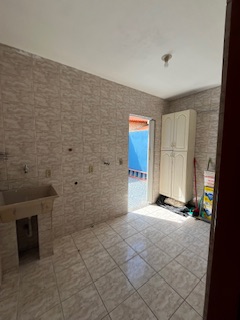 Imagem Sobrado com 2 Quartos para Alugar, 130 m²em Jardim São Domingos - Guarulhos