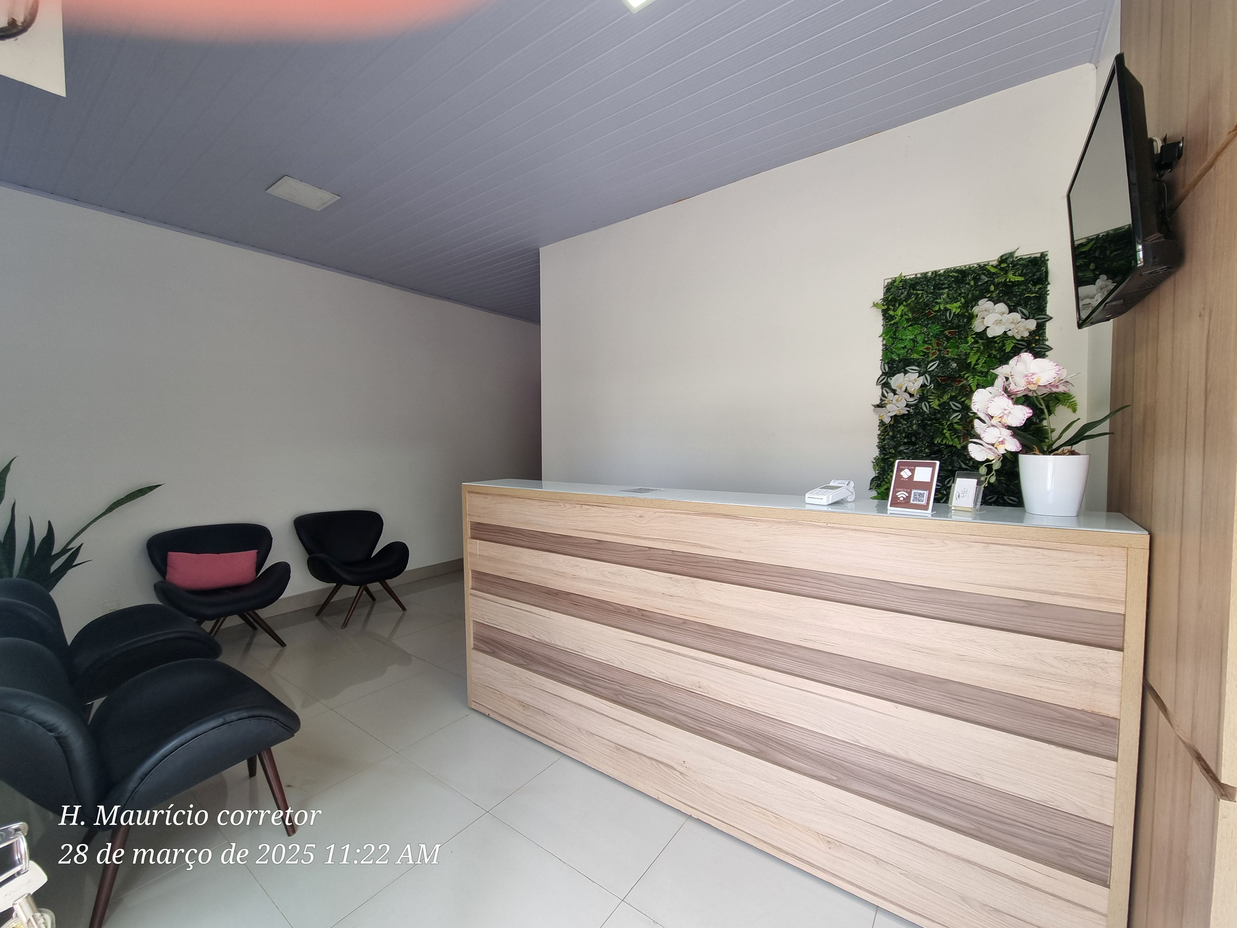 Imagem Sobrado com 3 Quartos à Venda, 165 m² em Setor Jaó - Goiânia Imagem Sobrado com 3 Quartos à Venda, 165 m² em Setor Jaó - Goiânia