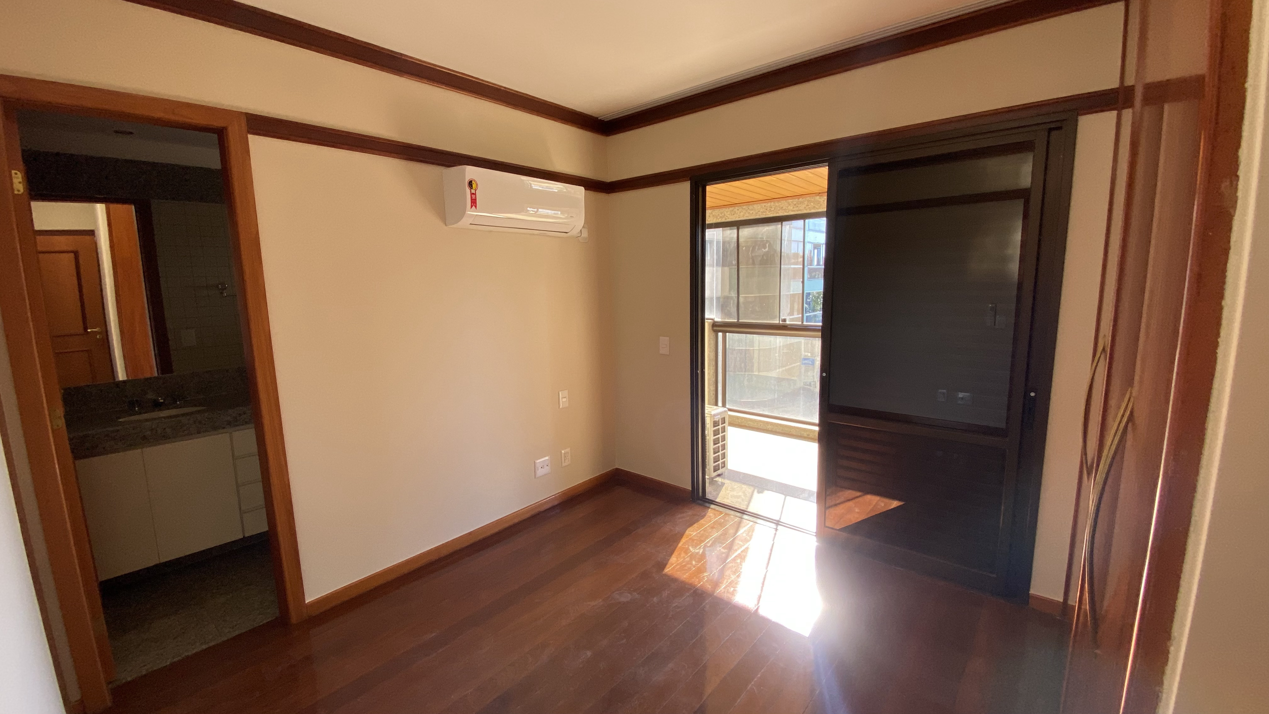 Imagem Apartamento com 4 Quartos à Venda, 373 m²em Asa Norte - Brasília