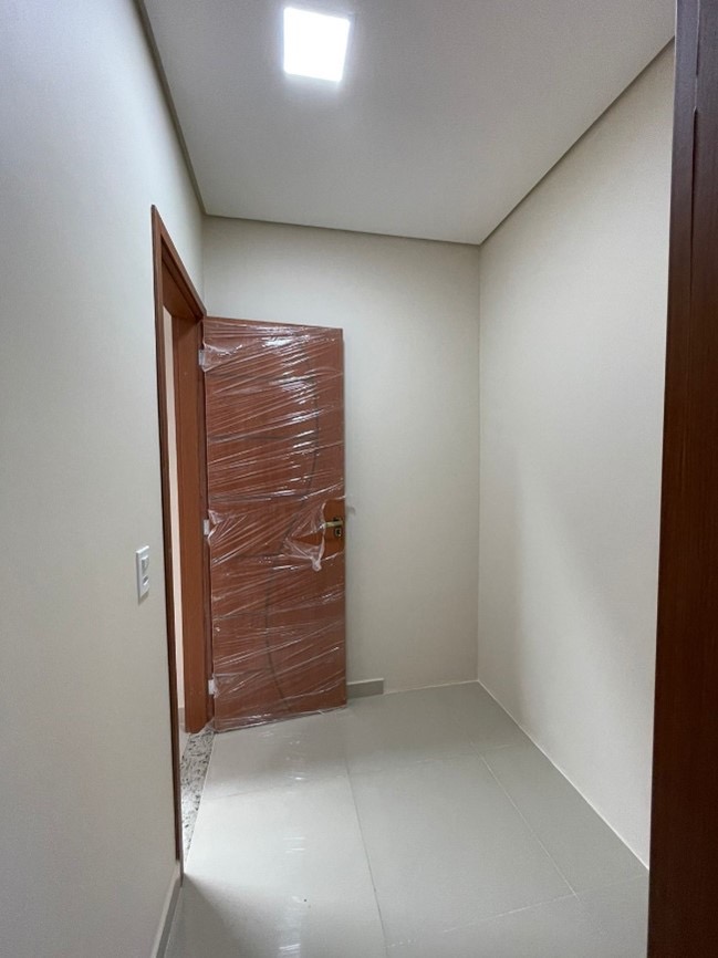 Imagem Casa de Condomínio com 3 Quartos à Venda ou Locação, 172 m²em Ponta Negra - Manaus