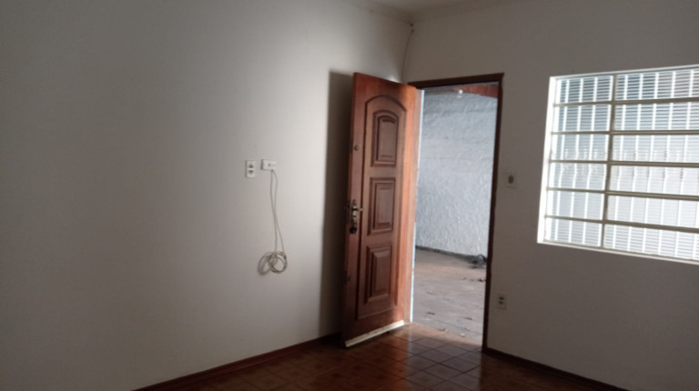 Imagem Casa com 4 Quartos à Venda ou Locação, 300 m²em Parque Residencial Califórnia - Campo Limpo Paulista