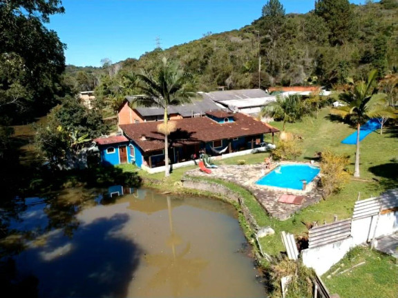 Imagem Chácara com 2 Quartos à Venda, 2.500 m² em EVA - Juquitiba
